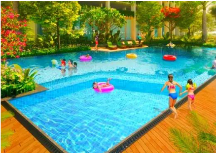 Raunak Maximum City Thane Swimming Pool